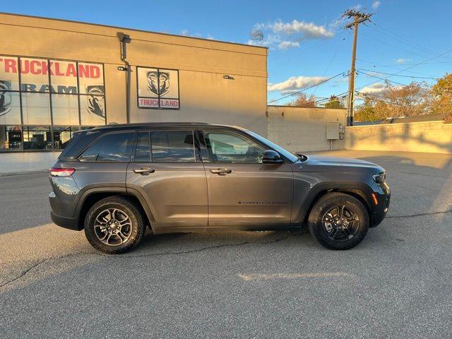 2024 Jeep Grand Cherokee 4xe Vehicle Photo in Salt Lake City, UT 84115-2787