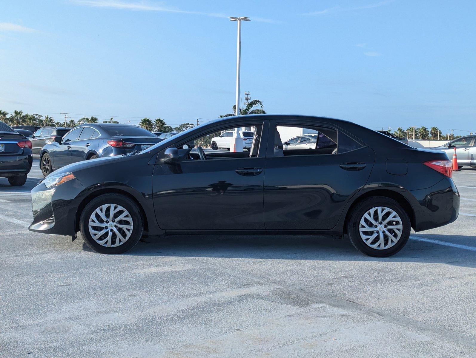 2019 Toyota Corolla Vehicle Photo in Ft. Myers, FL 33907