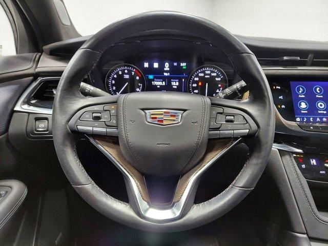 2024 Cadillac XT6 Vehicle Photo in SAUK CITY, WI 53583-1301