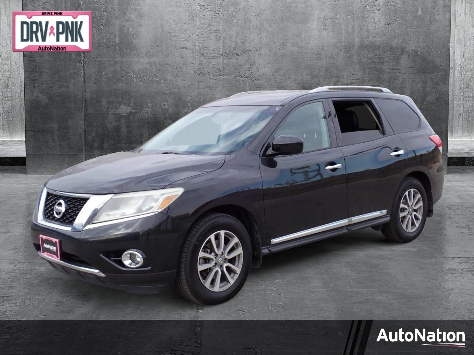 2016 Nissan Pathfinder Vehicle Photo in DENVER, CO 80221-3610