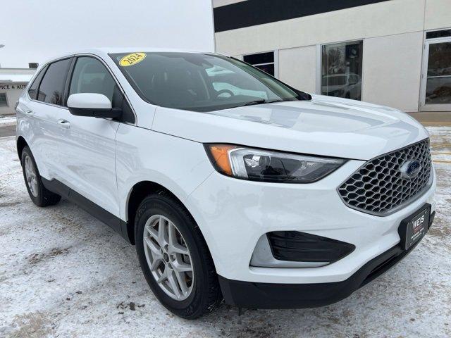 Used 2024 Ford Edge SEL with VIN 2FMPK4J99RBA70942 for sale in Decorah, IA