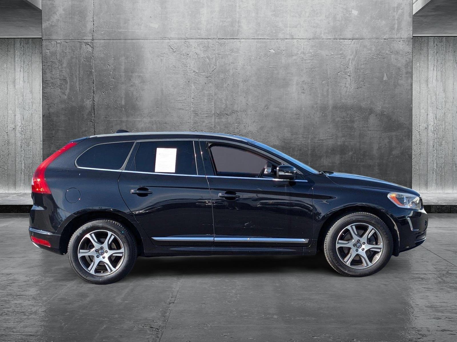 2014 Volvo XC60 Vehicle Photo in VALENCIA, CA 91355-1705