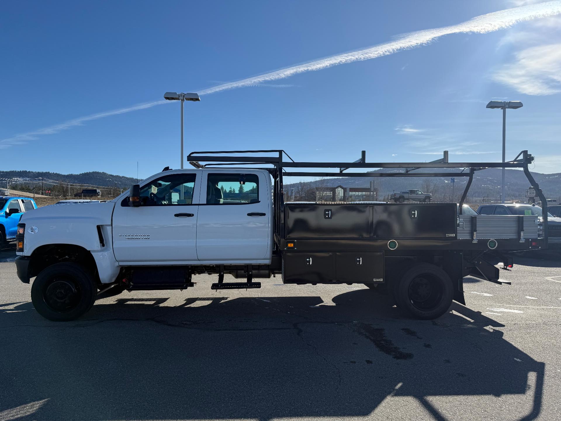 2023 Chevrolet Silverado 4500 HD Vehicle Photo in POST FALLS, ID 83854-5365