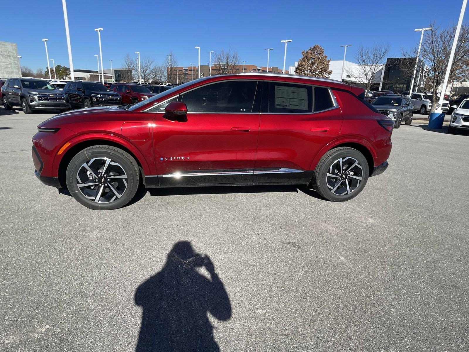 2025 Chevrolet Equinox EV Vehicle Photo in BENTONVILLE, AR 72712-4322