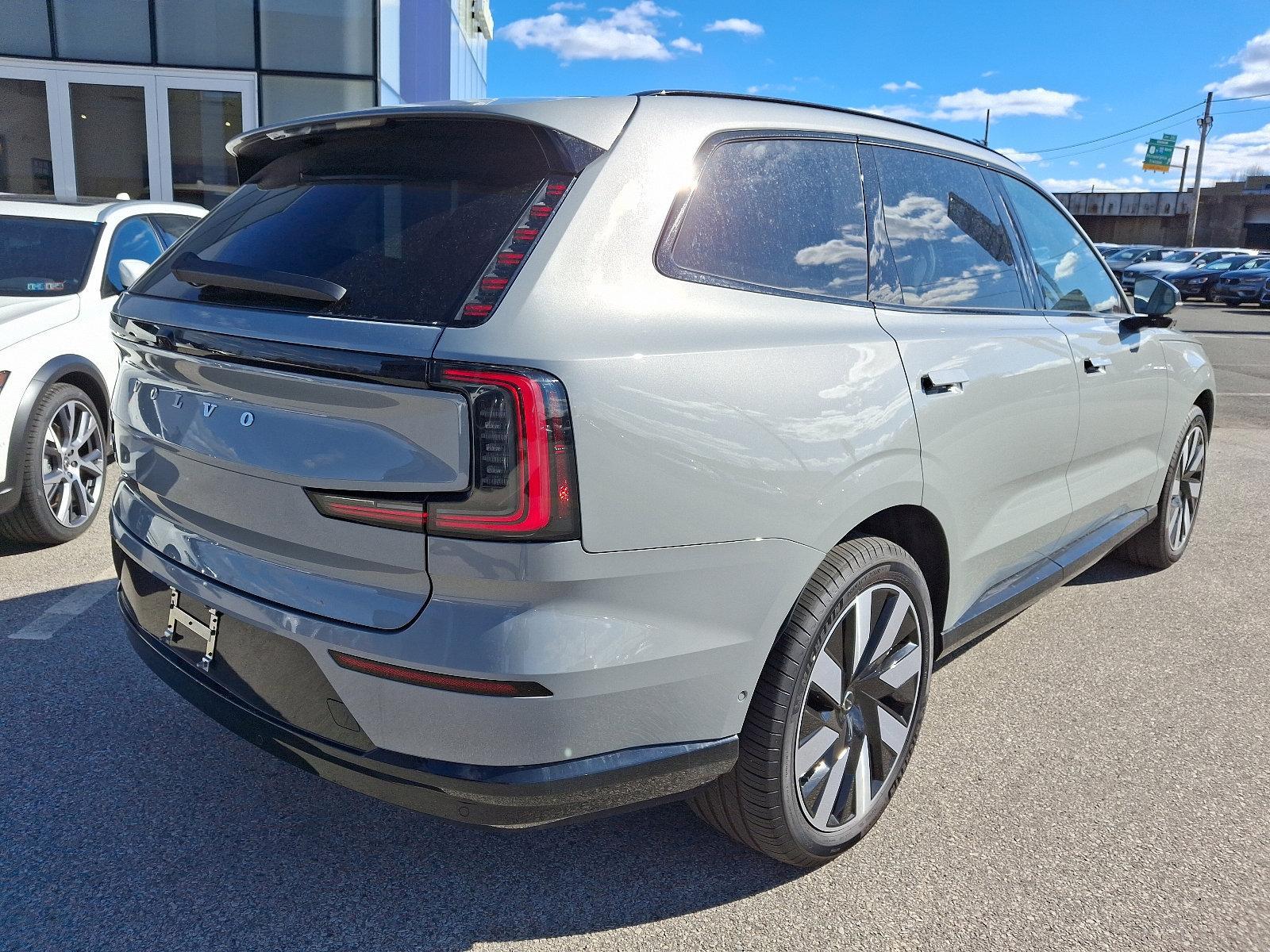 2025 Volvo EX90 Vehicle Photo in Trevose, PA 19053