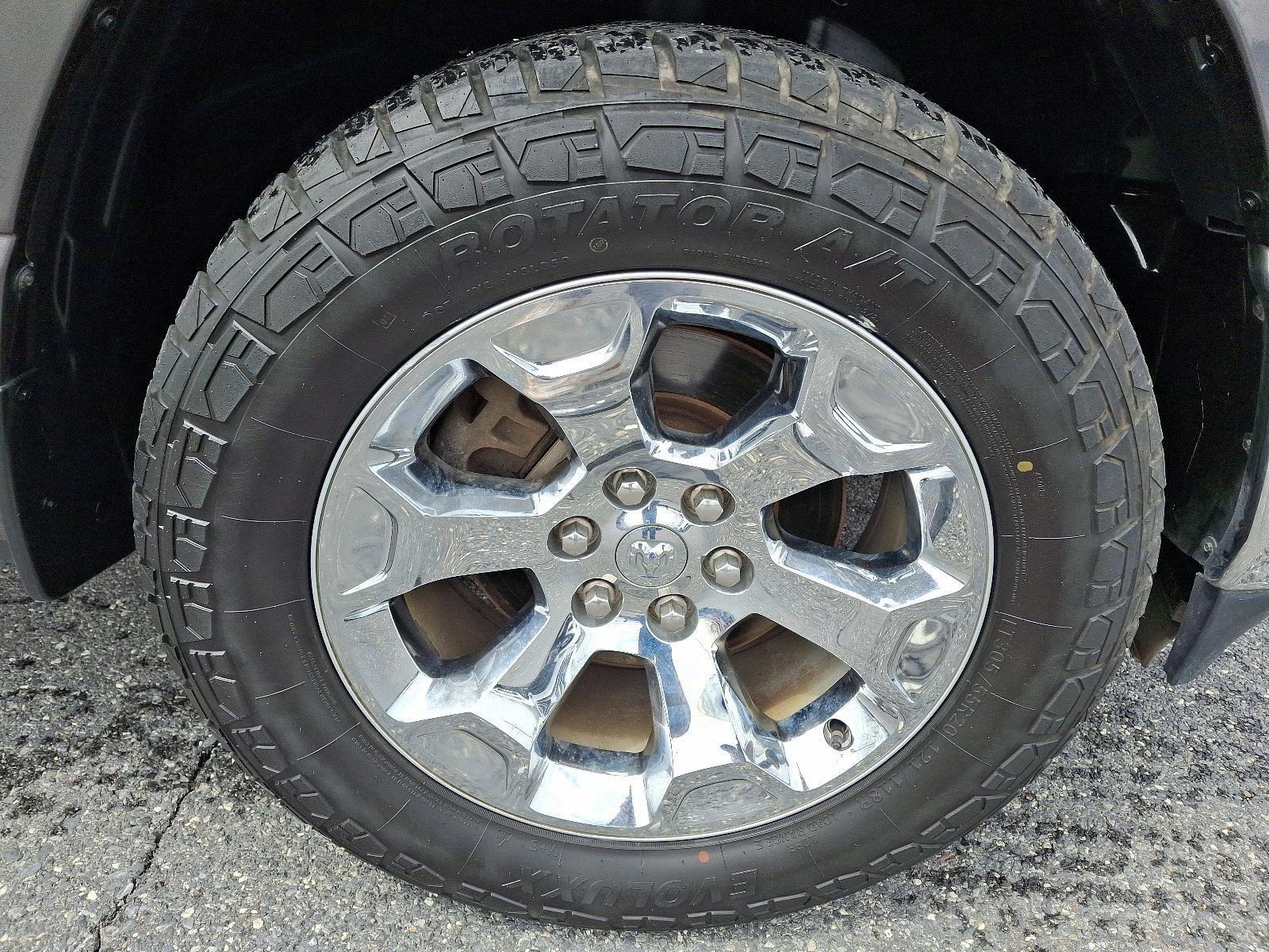 2019 Ram 1500 Vehicle Photo in BETHLEHEM, PA 18017-9401