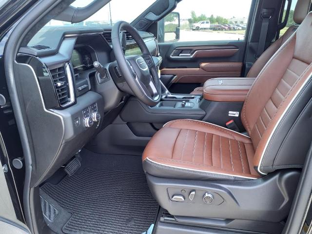 2025 GMC Sierra 2500 HD Vehicle Photo in Denton, TX 76205