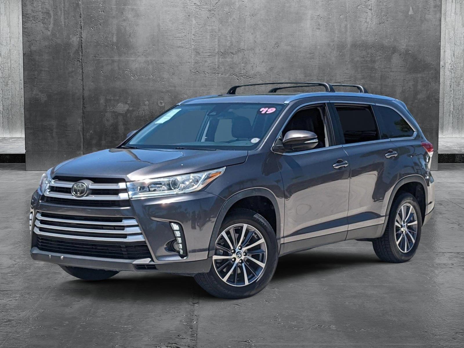 2019 Toyota Highlander Vehicle Photo in Davie, FL 33331