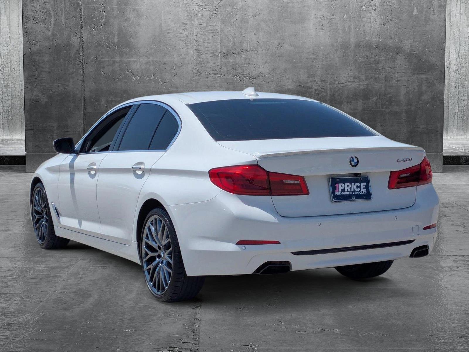 2018 BMW 540i Vehicle Photo in Valencia, CA 91355