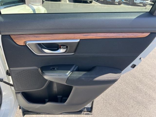 2017 Honda CR-V Vehicle Photo in GREEN BAY, WI 54304-5303