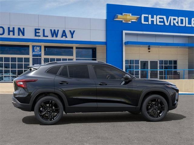2025 Chevrolet Trax Vehicle Photo in ENGLEWOOD, CO 80113-6708