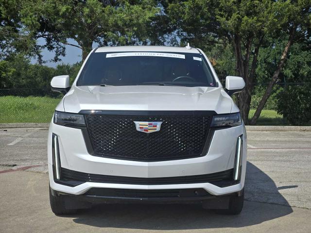2022 Cadillac Escalade Vehicle Photo in DENTON, TX 76210-9321