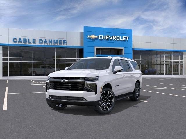2025 Chevrolet Suburban Vehicle Photo in TOPEKA, KS 66609-0000