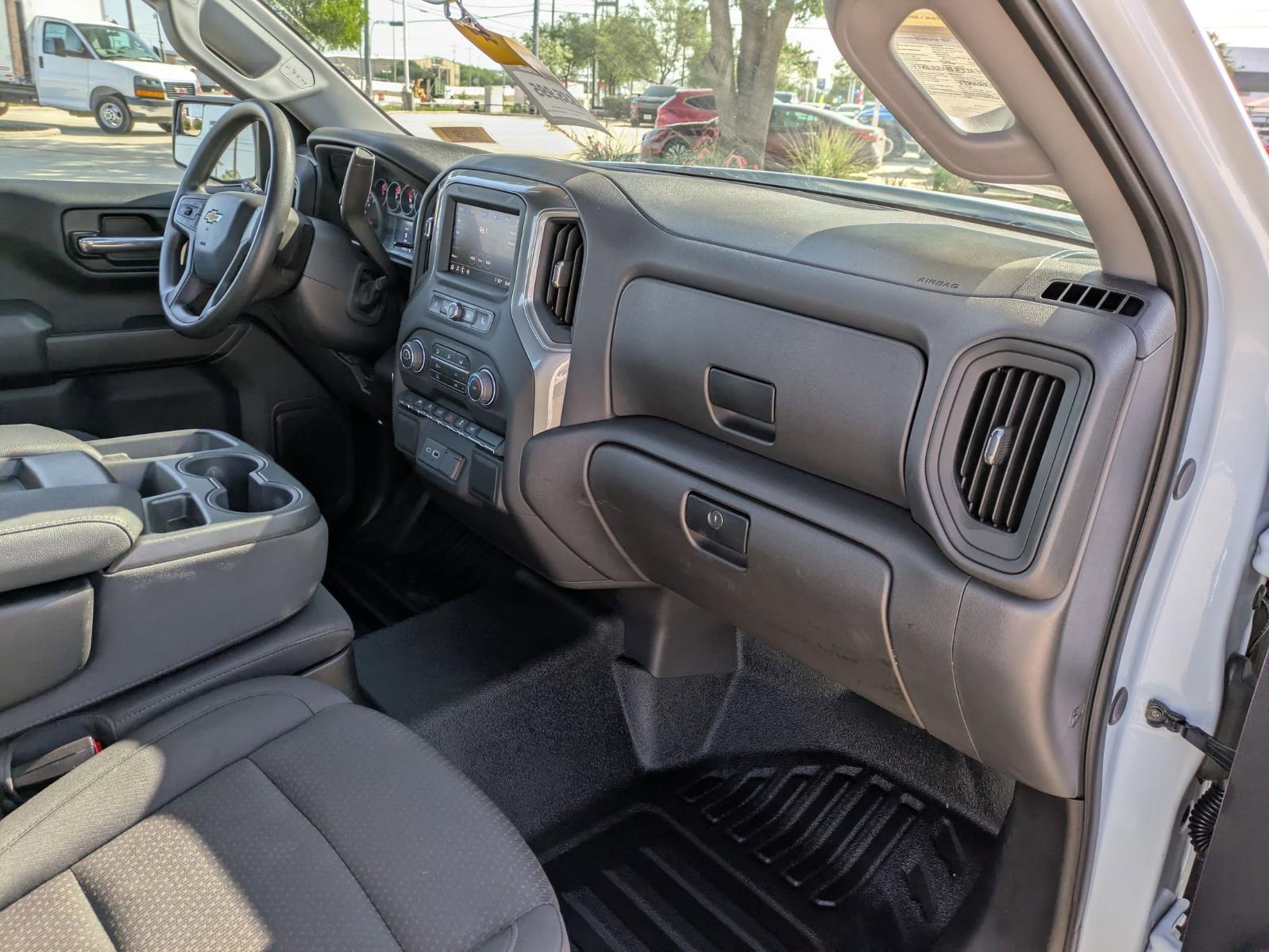 2024 Chevrolet Silverado 1500 Vehicle Photo in SELMA, TX 78154-1460