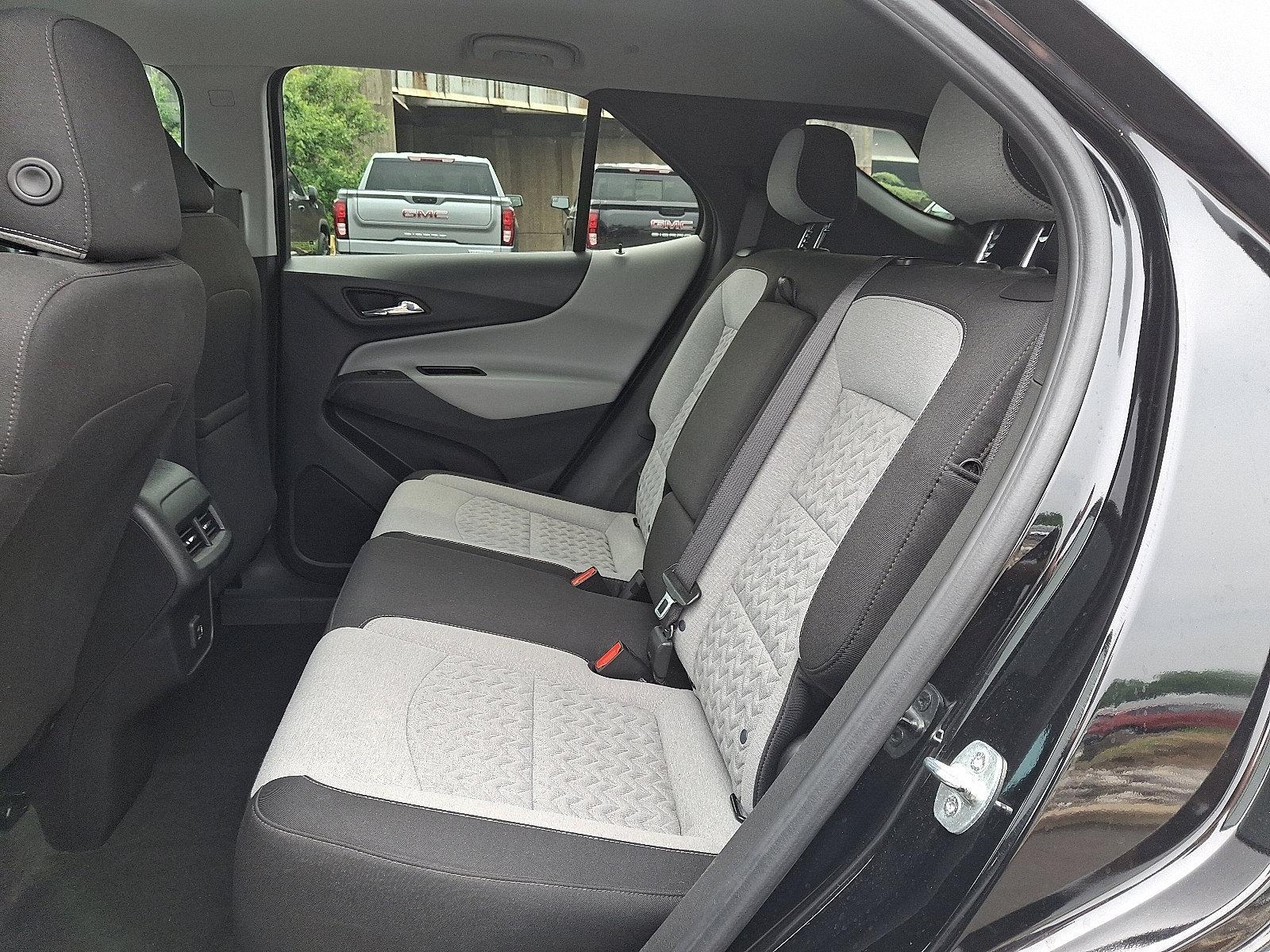 2022 Chevrolet Equinox Vehicle Photo in Trevose, PA 19053