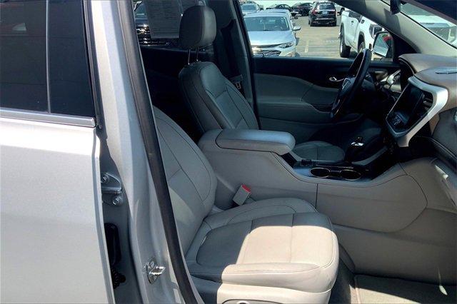 2017 GMC Acadia Vehicle Photo in TOPEKA, KS 66609-0000