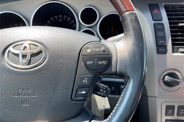2011 Toyota Sequoia Vehicle Photo in INDEPENDENCE, MO 64055-1314