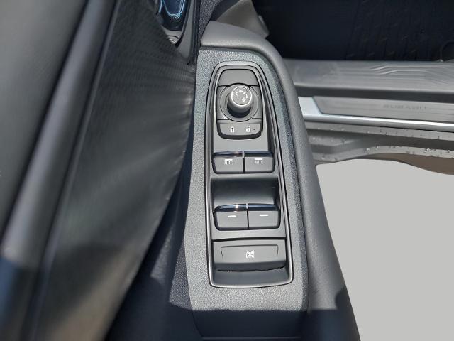 2025 Subaru Outback Vehicle Photo in Green Bay, WI 54304