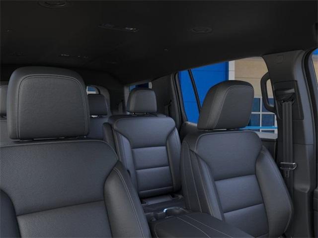 2025 Chevrolet Traverse Vehicle Photo in ENGLEWOOD, CO 80113-6708