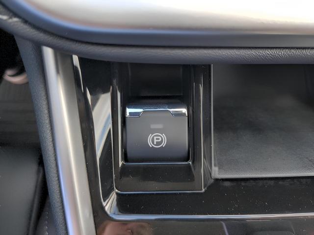2025 Subaru Outback Vehicle Photo in Green Bay, WI 54304