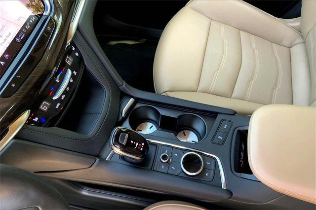 2024 Cadillac XT6 Vehicle Photo in KANSAS CITY, MO 64114-4545