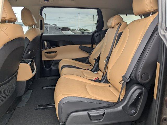 2024 Kia Carnival Vehicle Photo in BRUNSWICK, GA 31525-1881