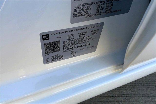 2024 GMC Sierra 1500 Vehicle Photo in TOPEKA, KS 66609-0000
