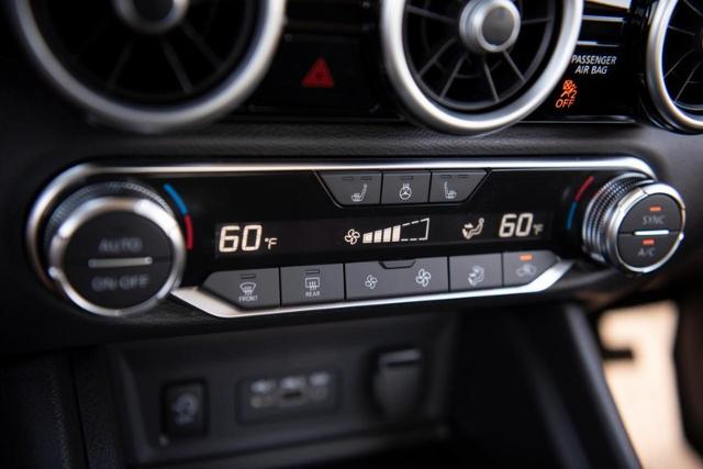 2025 Nissan Sentra Vehicle Photo in Ballwin, MO 63011
