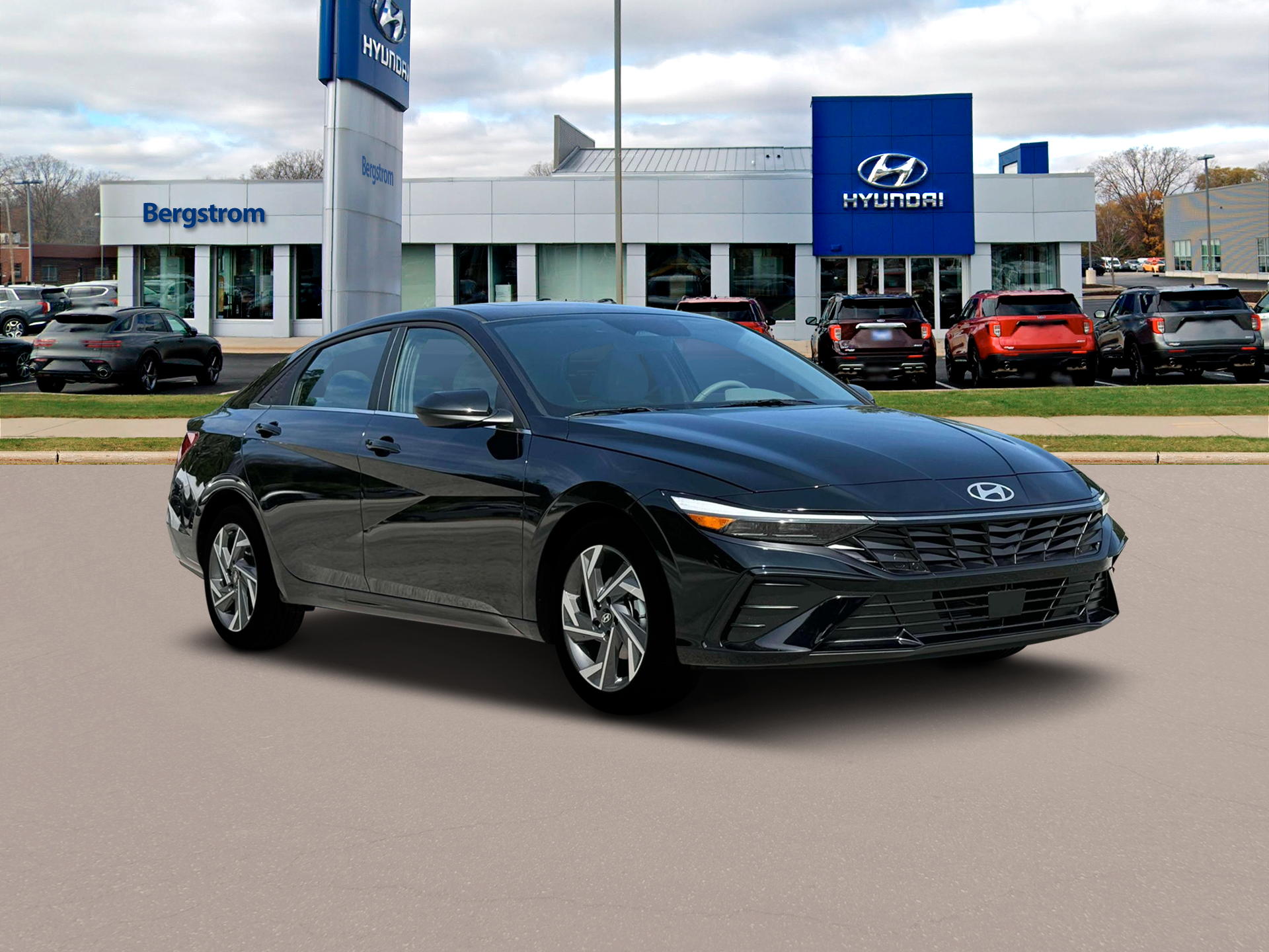 2025 Hyundai ELANTRA Vehicle Photo in Green Bay, WI 54304
