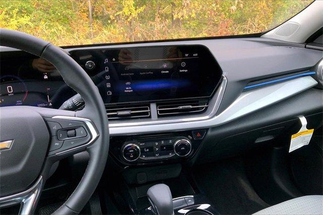 2025 Chevrolet Trax Vehicle Photo in TOPEKA, KS 66609-0000