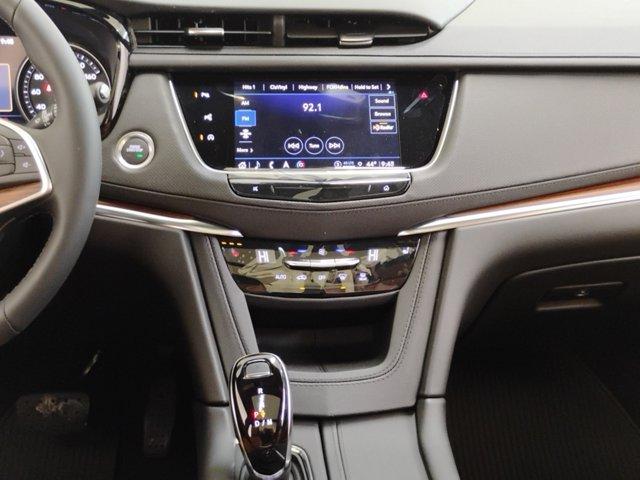 2025 Cadillac XT5 Vehicle Photo in PINEVILLE, NC 28134-8495