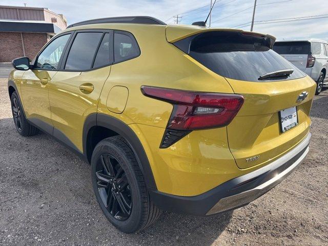 2025 Chevrolet Trax Vehicle Photo in SAUK CITY, WI 53583-1301