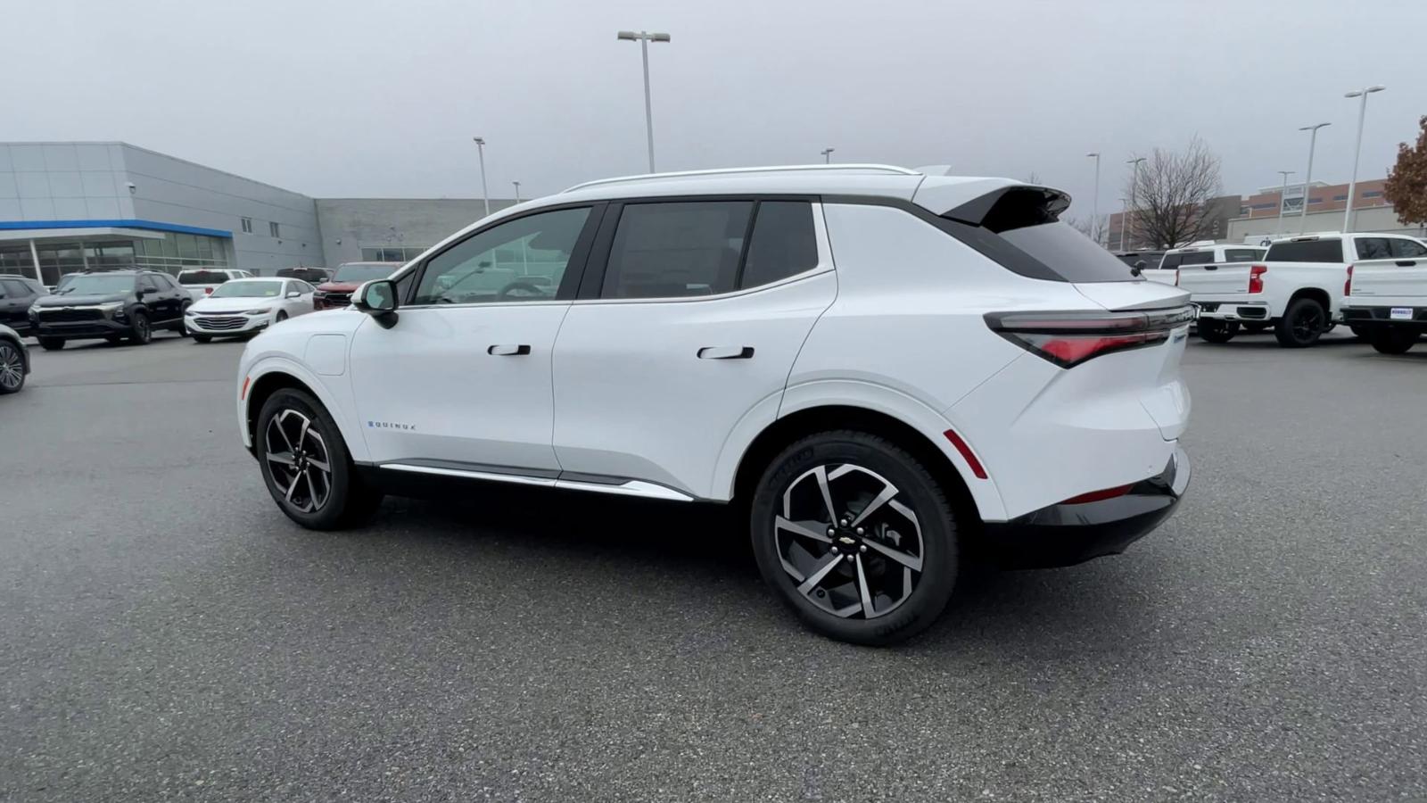 2025 Chevrolet Equinox EV Vehicle Photo in BENTONVILLE, AR 72712-4322