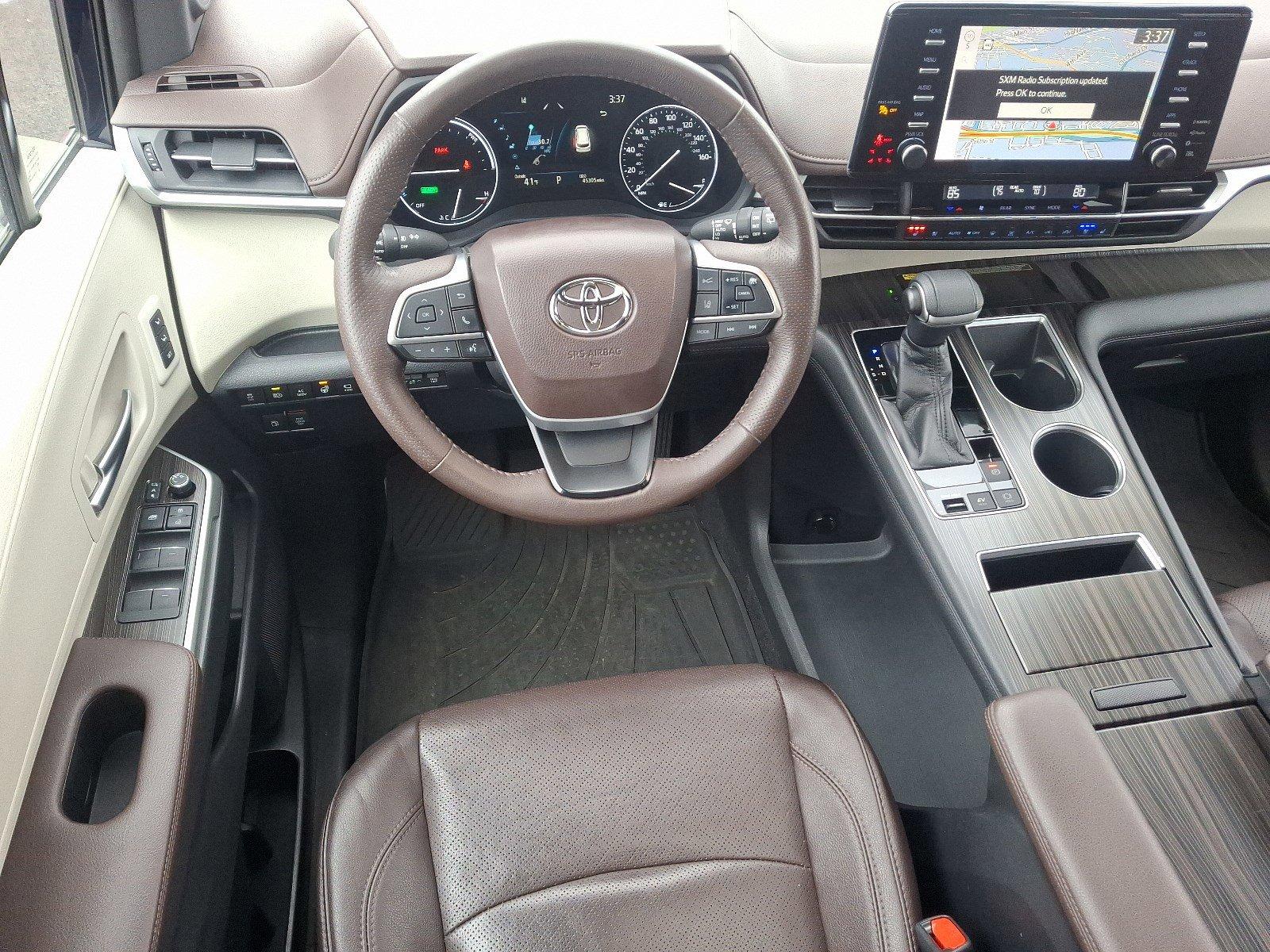 2021 Toyota Sienna Vehicle Photo in Harrisburg, PA 17111
