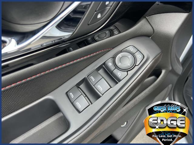 2022 Chevrolet Traverse Vehicle Photo in Roslyn, NY 11576