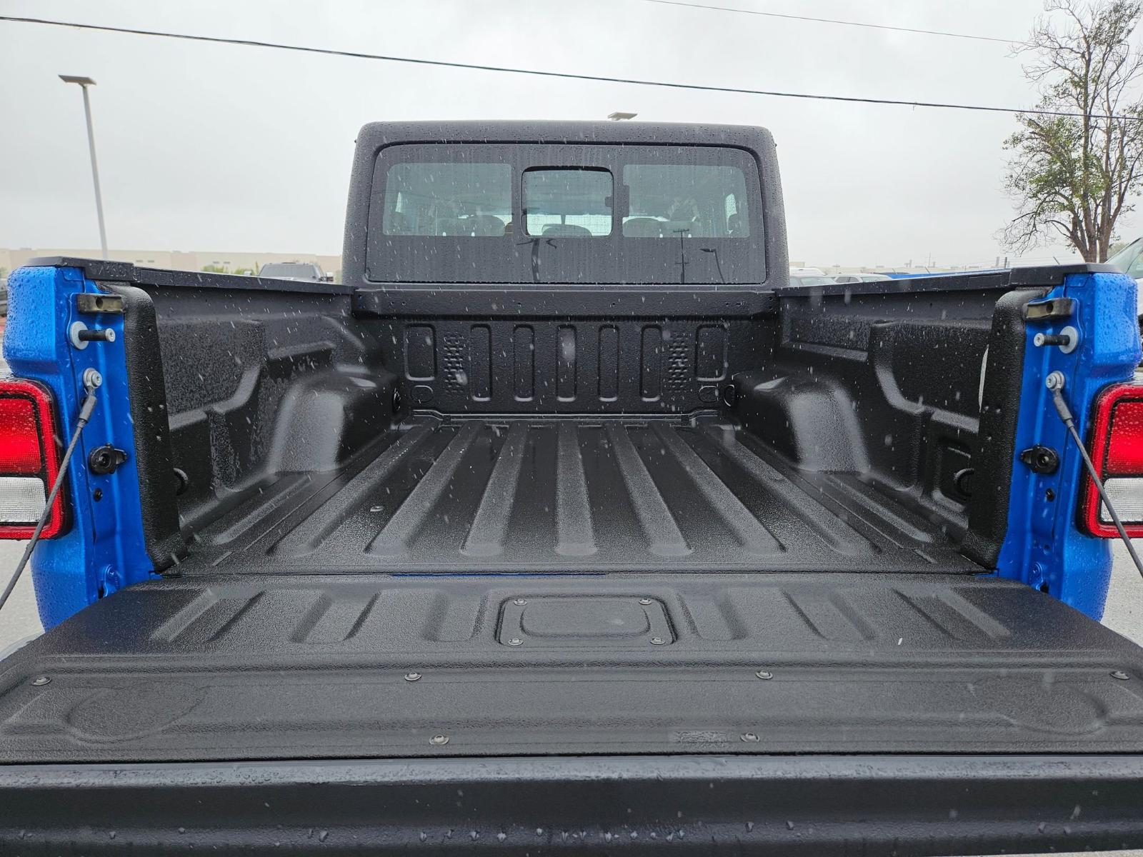2024 Jeep Gladiator Vehicle Photo in Seguin, TX 78155