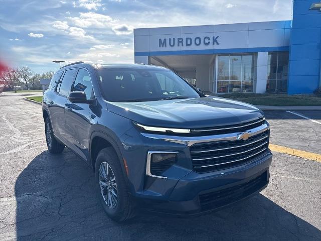 2025 Chevrolet Traverse Vehicle Photo in MANHATTAN, KS 66502-5036