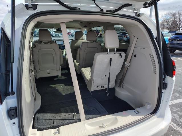 2021 Chrysler Pacifica Vehicle Photo in GREEN BAY, WI 54304-5303