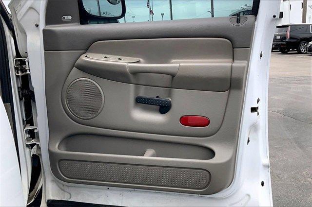 2004 Dodge Ram 1500 Vehicle Photo in INDEPENDENCE, MO 64055-1377