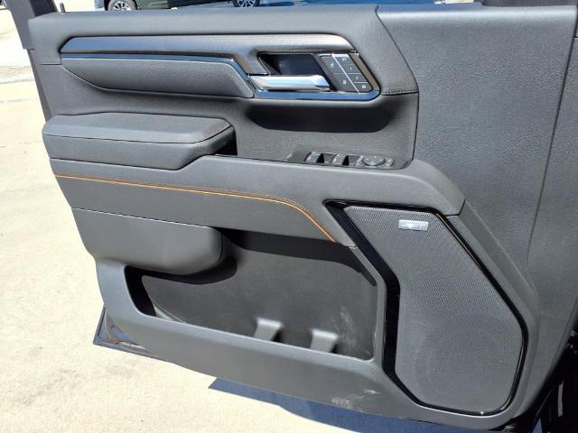 2025 GMC Sierra 2500 HD Vehicle Photo in Denton, TX 76205