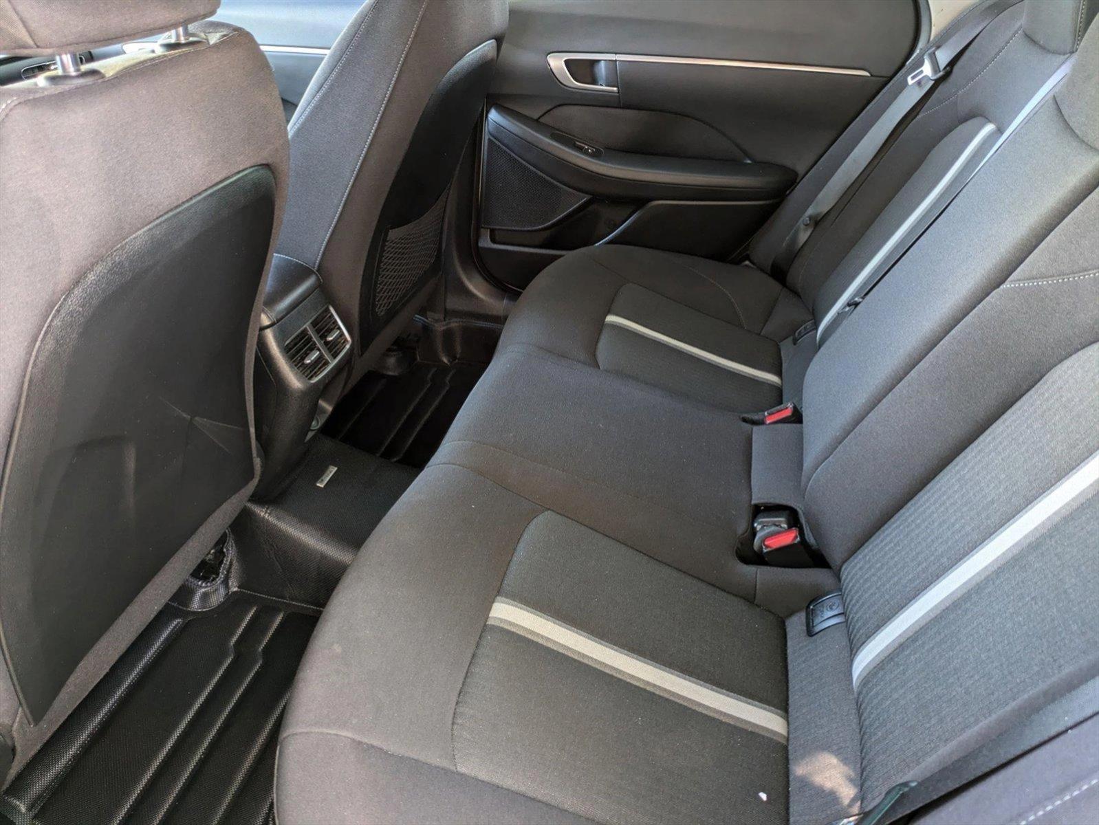 2022 Hyundai SONATA Hybrid Vehicle Photo in Tampa, FL 33614