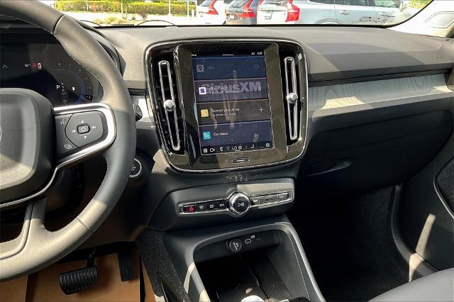 2025 Volvo XC40 Vehicle Photo in Grapevine, TX 76051