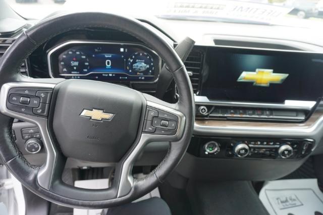 2022 Chevrolet Silverado 1500 Vehicle Photo in FAIRMONT, WV 26554-2318