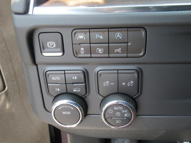 2025 Chevrolet Tahoe Vehicle Photo in LEESBURG, FL 34788-4022