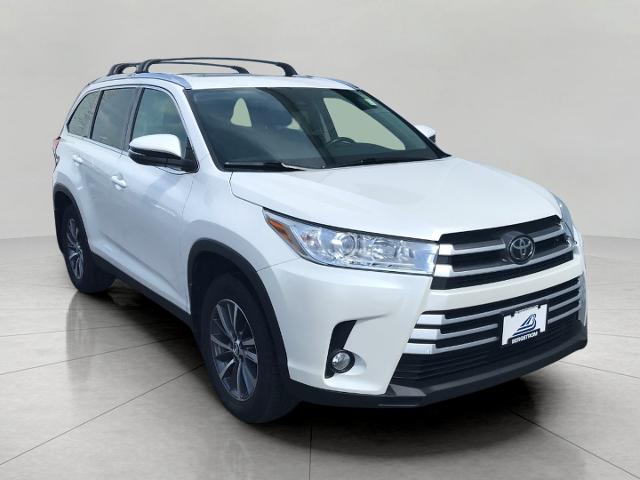 2019 Toyota Highlander Vehicle Photo in GREEN BAY, WI 54303-3330