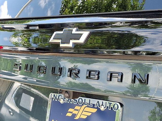 2025 Chevrolet Suburban Vehicle Photo in DANBURY, CT 06810-5034