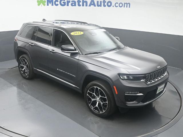 2023 Jeep Grand Cherokee 4xe Vehicle Photo in Cedar Rapids, IA 52402
