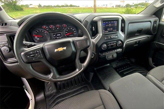 2024 Chevrolet Silverado 1500 Vehicle Photo in TOPEKA, KS 66609-0000