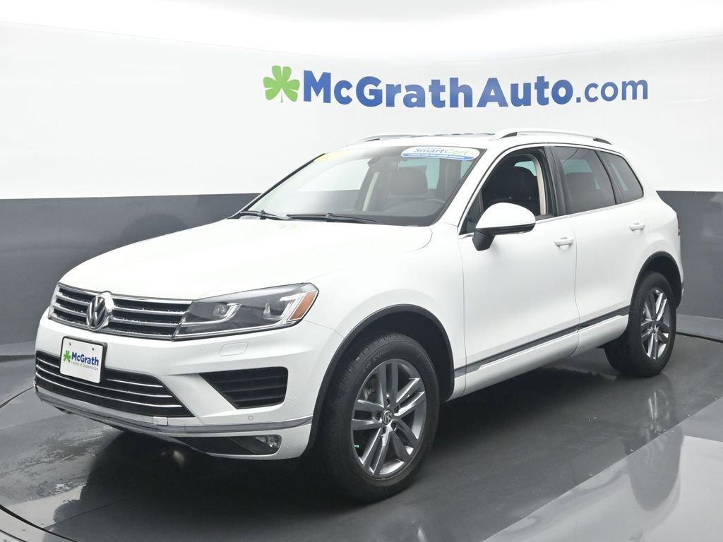 2016 Volkswagen Touareg Vehicle Photo in Marion, IA 52302
