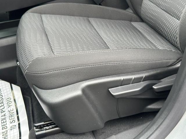 2025 Chevrolet Equinox Vehicle Photo in COLUMBIA, MO 65203-3903